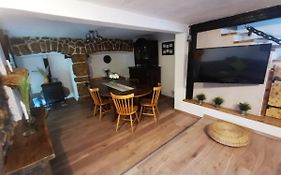 Guest House 